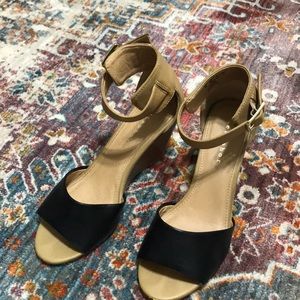 Black and Tan Wedges Size 7